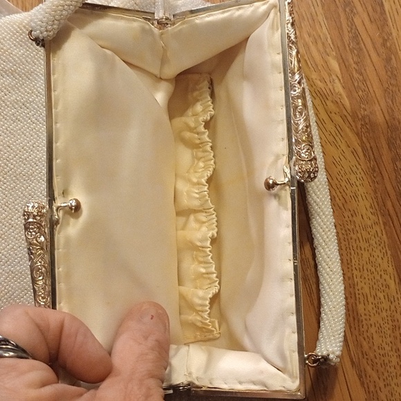 Vintage 1930-40s purse with strap one of a kind. - Picture 2 of 6